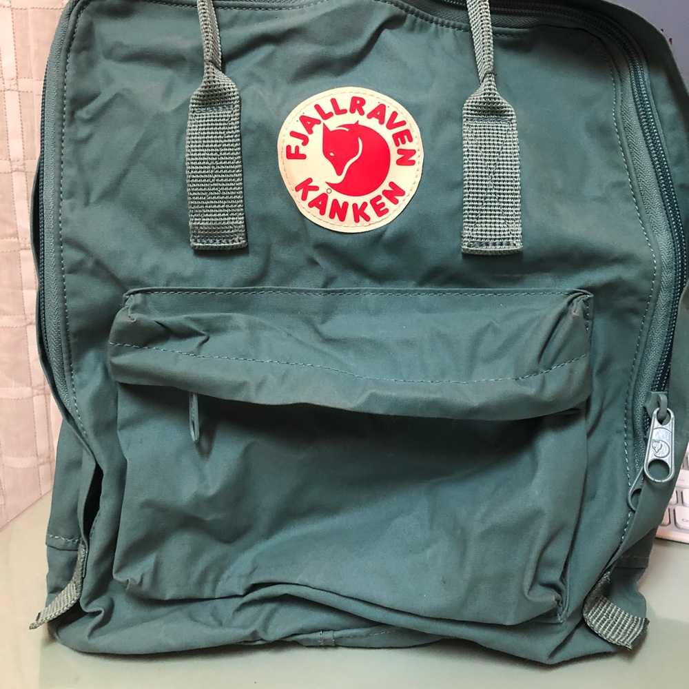 Fjavllraven Kanken bag